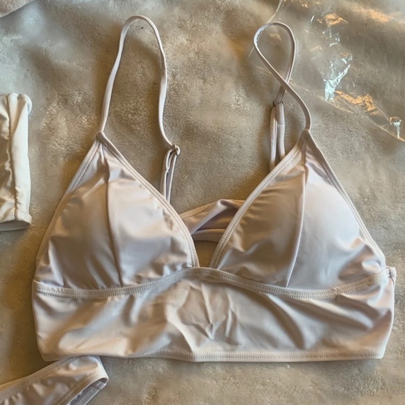 SHEIN bikini. 2 tops 1 bottom - Picture 3 of 4